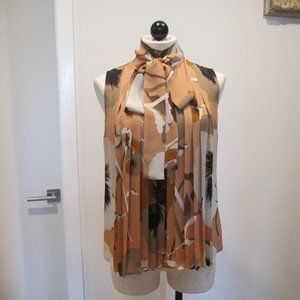 GUCCI Flawless Tan and Black Blouse Sz 38